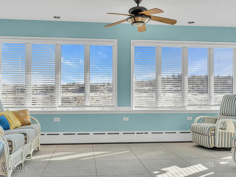 115 N Ocean Ave — Photo 16