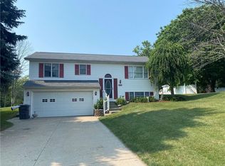 2260 Delphos Dr, Erie, PA 16509
