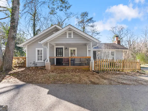 86 Pine St, Dahlonega, GA 30533