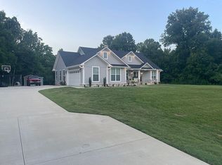 180 Campbell Dr, Dyersburg, TN 38024