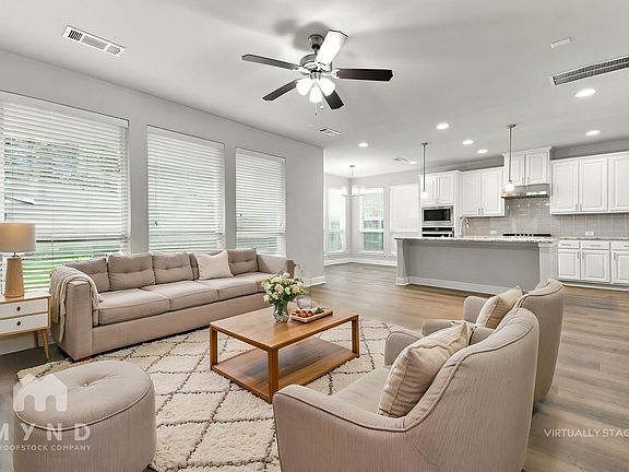 2nd image of 3309 King Yon Way