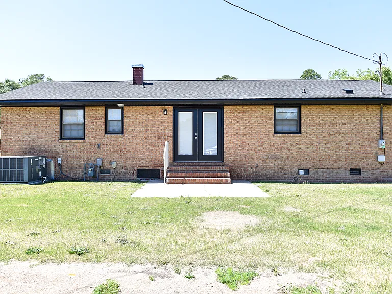 2135 Nevada St — Photo 37