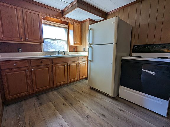 5th image of 2009 John Lynch Pl #B