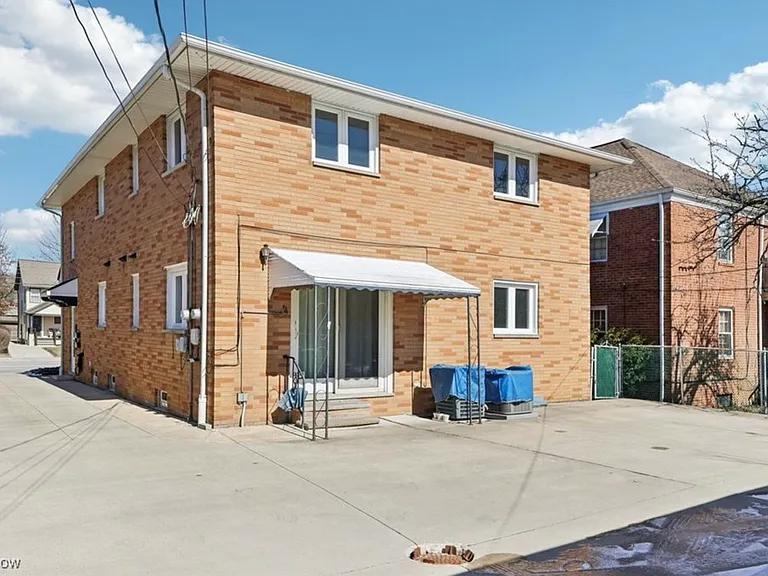 13630 Cedar Rd — Photo 16