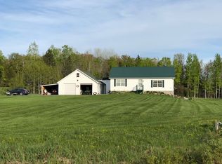 377 Palmyra Rd, Saint Albans, ME 04971