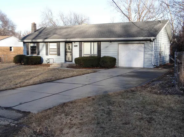 3026 Jean St, Rockford, IL 61102