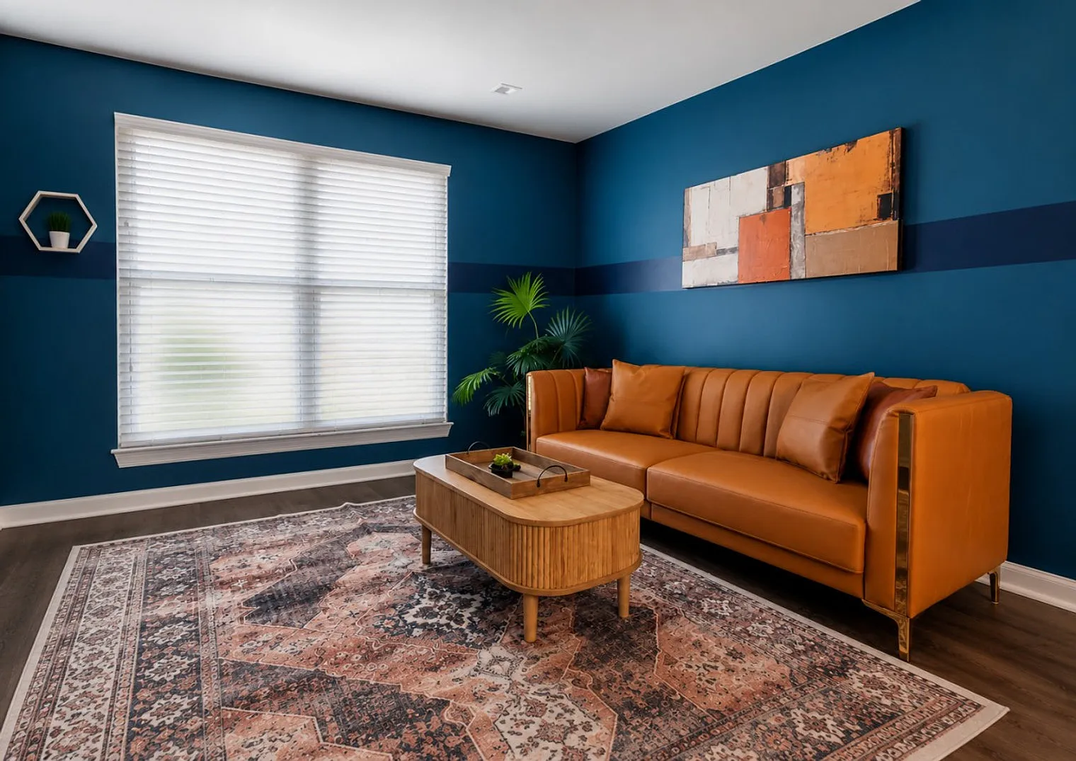 1 bed, 1.0 bath, 656 sqft, $2,260 — Photo 1