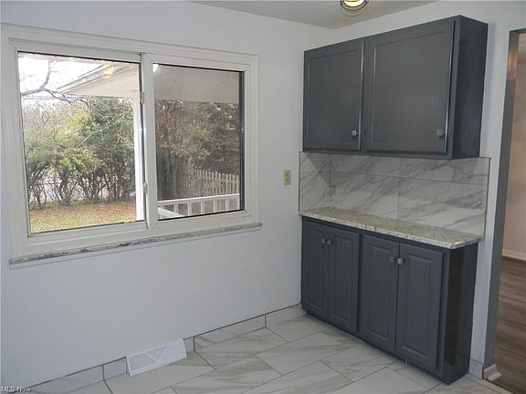 4th image of 6746 Reid Dr