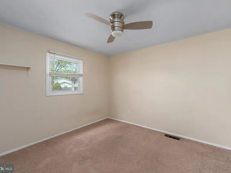 1908 Champlain Dr — Photo 30
