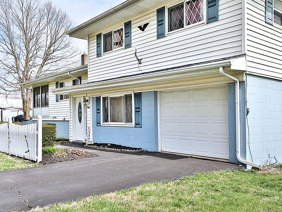 2nd image of 3900 Main St