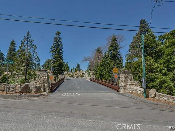 5th image of 115 Mill Pond Rd