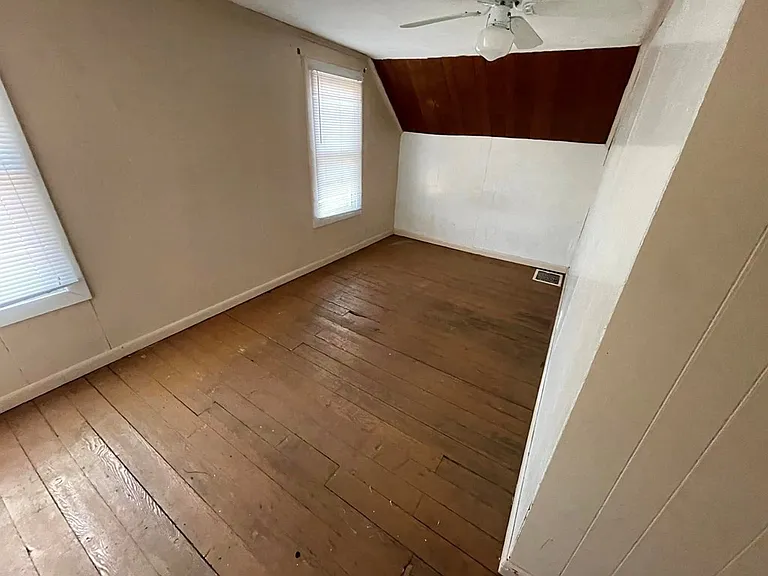 29 Bleakley Ave — Photo 7
