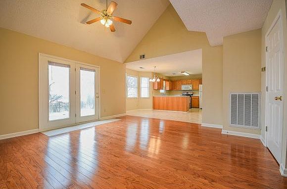 1st image of 2340 Louita Dr
