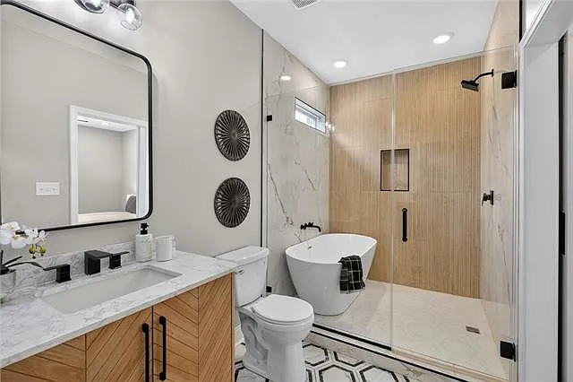 3521 Gibson St — Photo 12