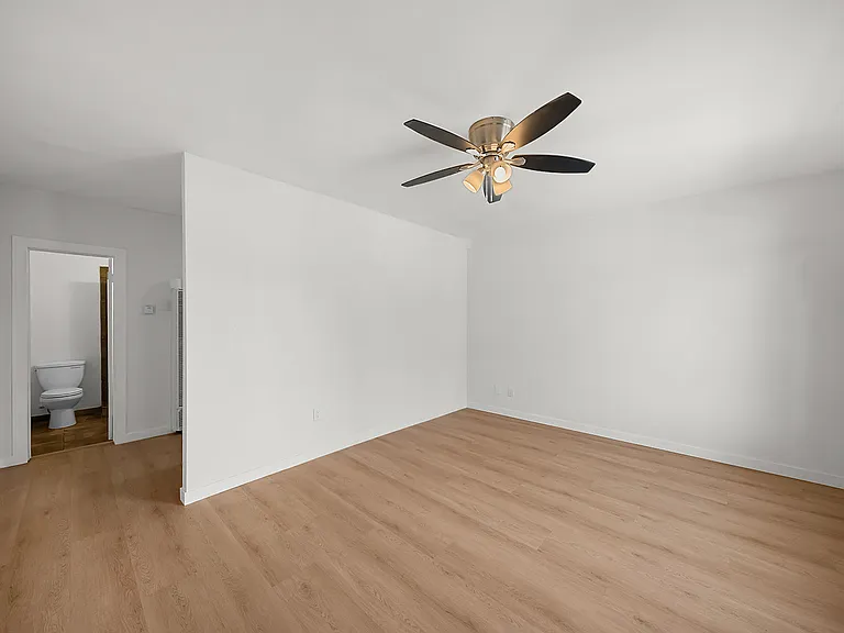 540 N Garfield Ave #B — Photo 5