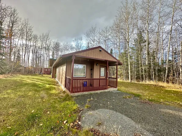 39511 Balderdash Rd, Sterling, AK 99672