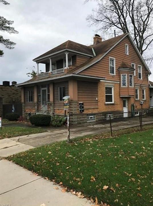 1st image of 772 Broadway Ave #2