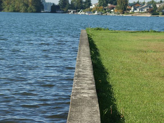 5th image of 21005 Snag Island Dr E