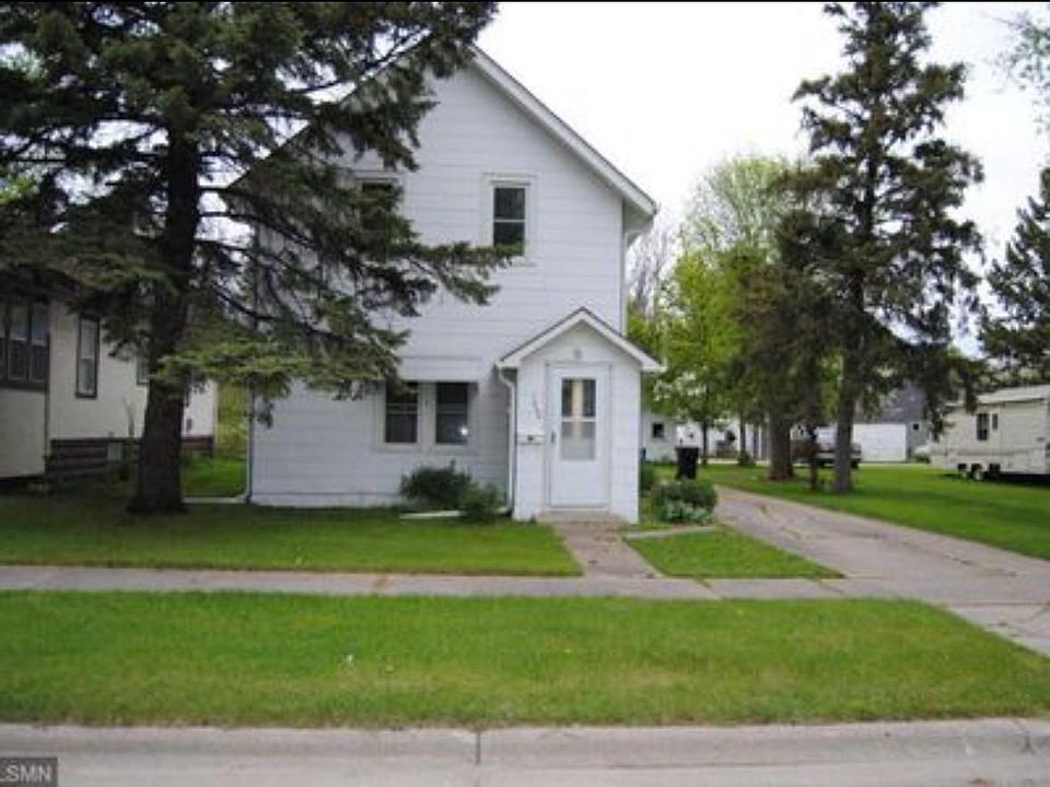 1st image of 1008 1st Ave N