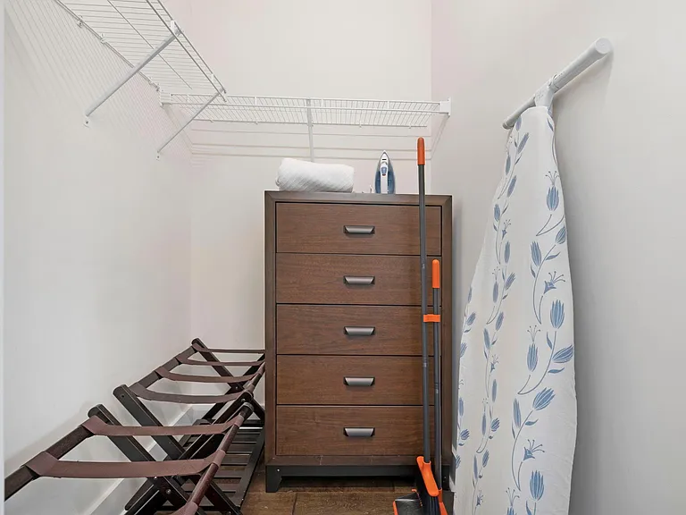105B McCall St — Photo 48