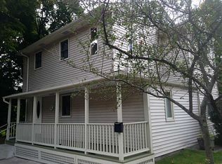 3 Barker Ave, North Providence, RI 02911