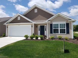 158 Stonecrest Trl, Elyria, OH 44035