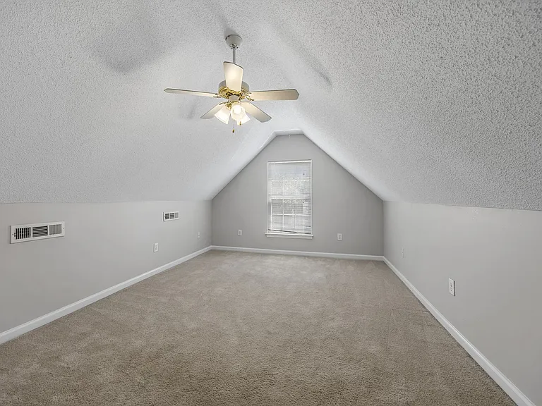 17 Waterfield Ct — Photo 27