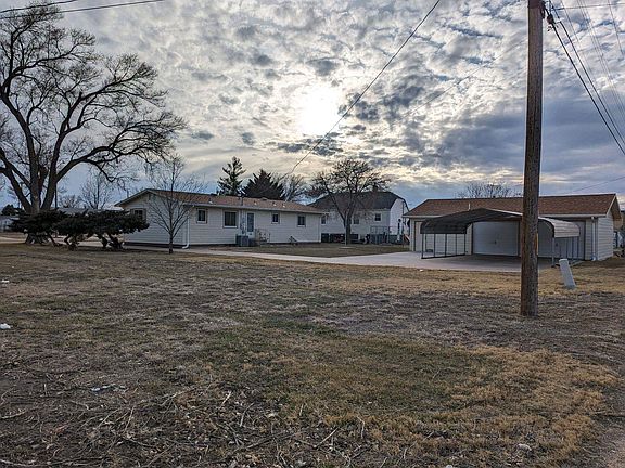 3rd image of 1601 W 10th St.