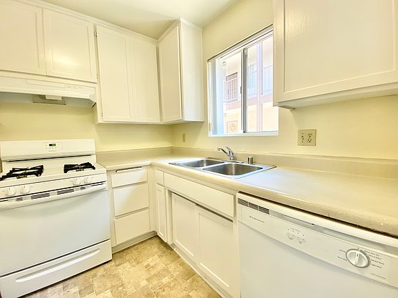 4th image of 9915 National Blvd APT 104