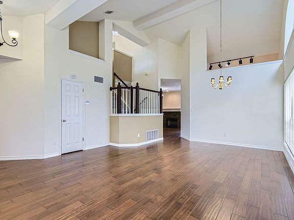 4th image of 17904 Worley Dr