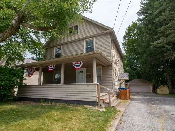 168 Poland Ave, Struthers, OH 44471