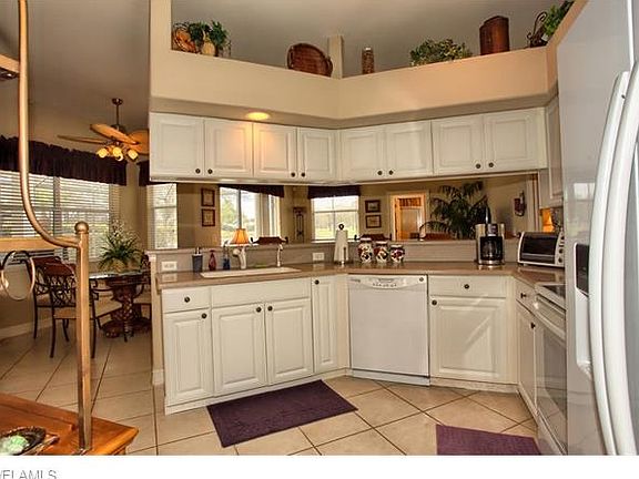 2nd image of 12551 Lake Run Dr