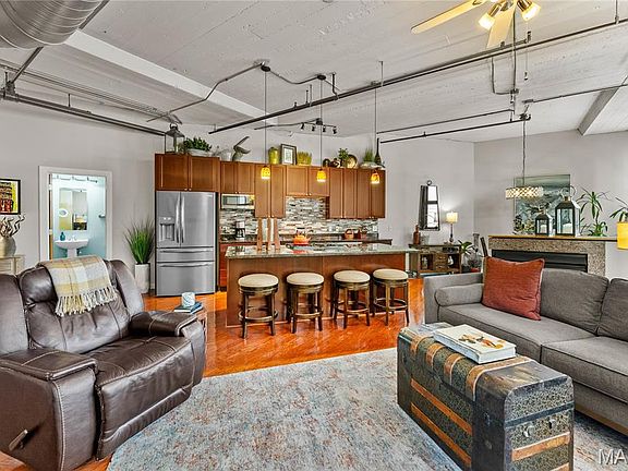 4th image of 1619 Washington Ave #303