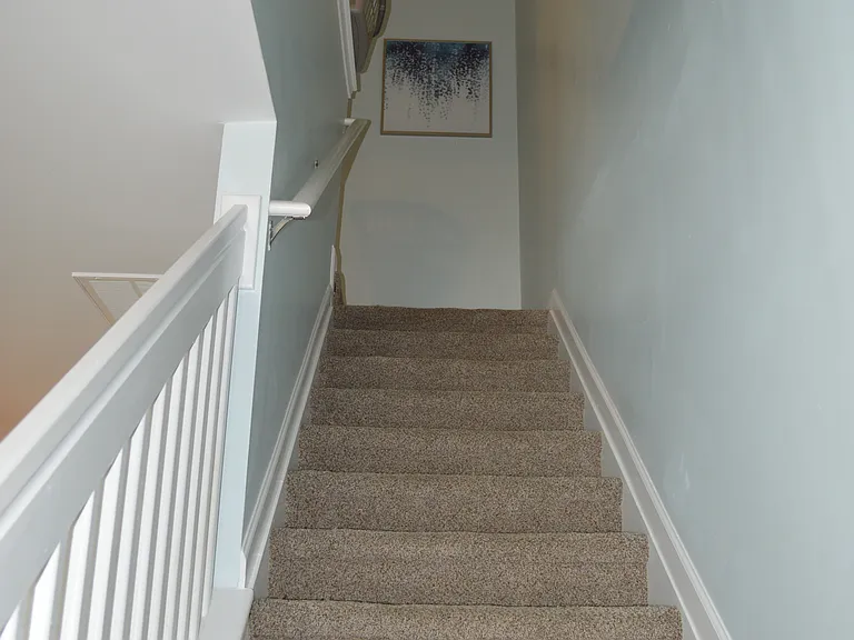 546 Candida Dr — Photo 8