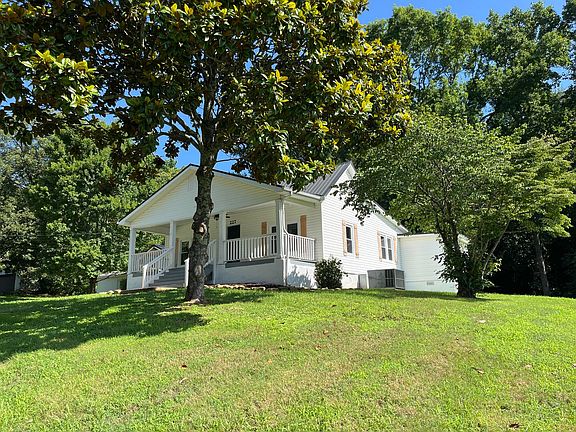 2nd image of 227 Cox Ln