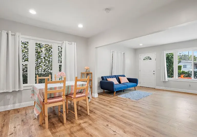 749 N Wilton Pl #2 — Photo 1