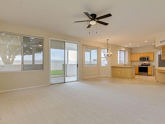 4th image of 3336 N Copenhagen Dr