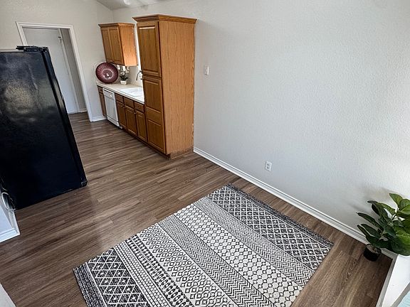 5th image of 2143 Trishia Ln