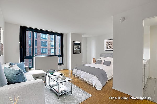 1st image of 1 Irving Pl APT G10h