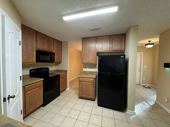 4th image of 7771 Playschool Ln