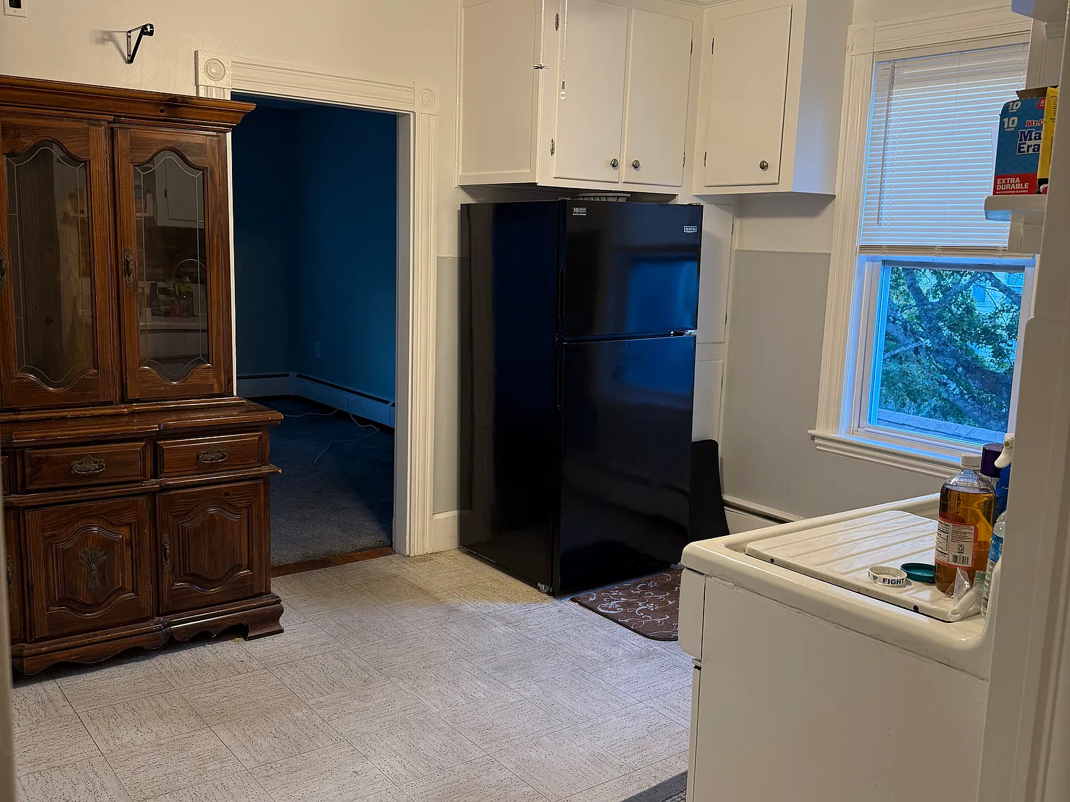 2 bed, 1000 sqft, $2,575 — Photo 3
