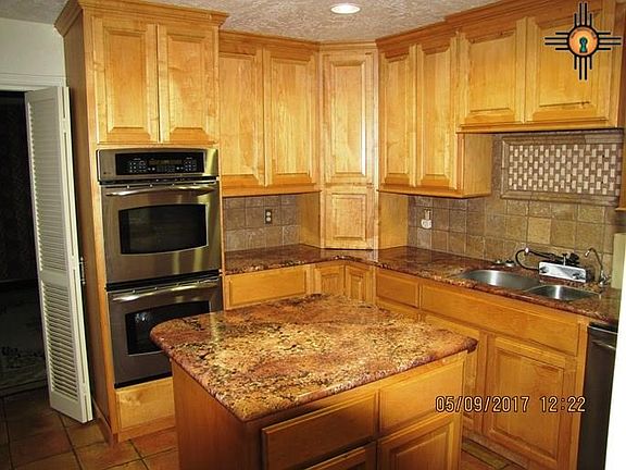 3rd image of 1826 N Vega Dr