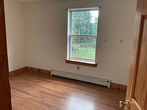 5th image of 29-31 Roxbury St #3