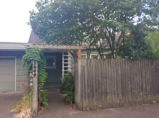 2569 12th Ave W, Seattle, WA 98119