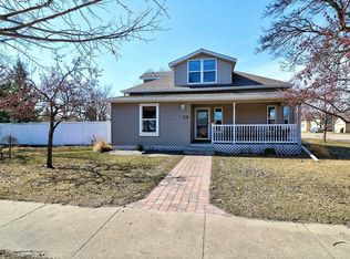 601 4th St SE, Barnesville, MN 56514