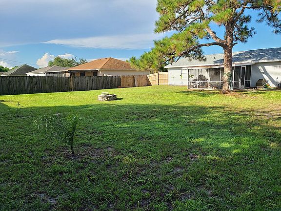 3rd image of 1941 SW McAllister Ln