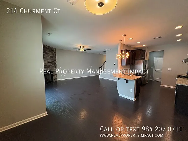 214 Churment Ct — Photo 13