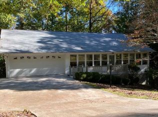 814 Wesley Mountain Dr, Blairsville, GA 30512