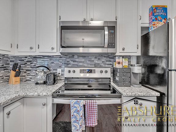 4th image of 2632 Meyerswood Dr