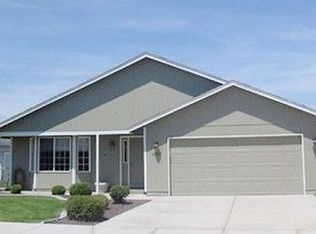 6507 Comiskey Dr, Pasco, WA 99301
